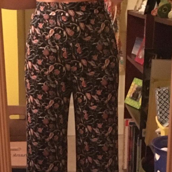 Roz & Ali Pants - Roz & Ali Floral Soft Pants